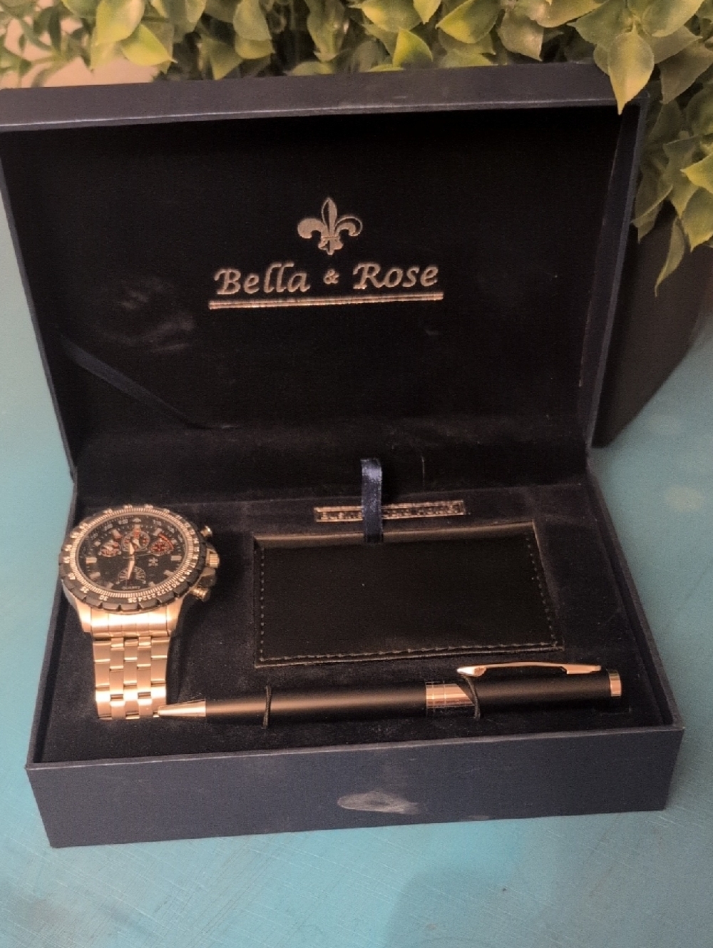 Bella & Rose Men's Stainless Steel Silver Watch - Black Dial